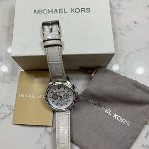 Michael Kors Silver White watch